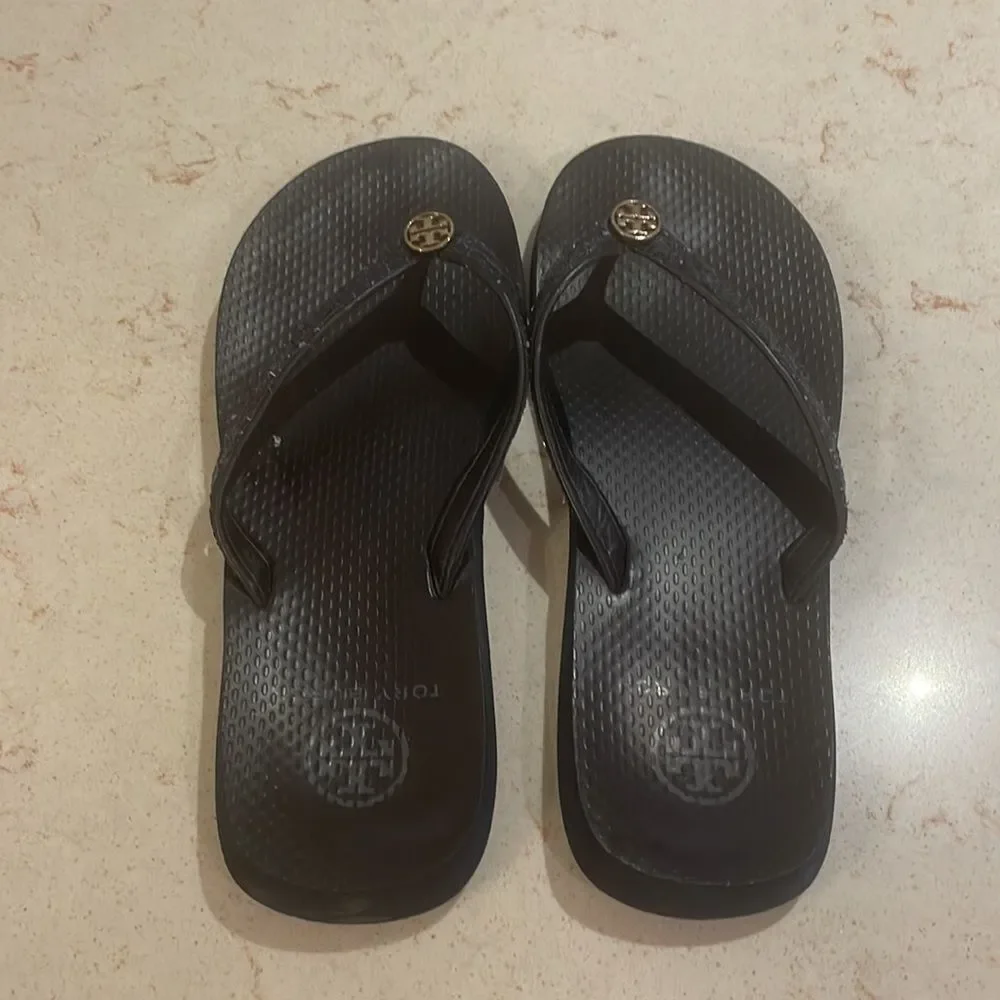 Tory Burch blue glitter flip flops SZ 7